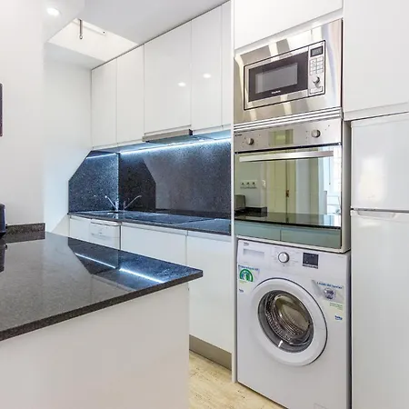Apartment 2 Bedroom Stunning Apartment In Torrevieja